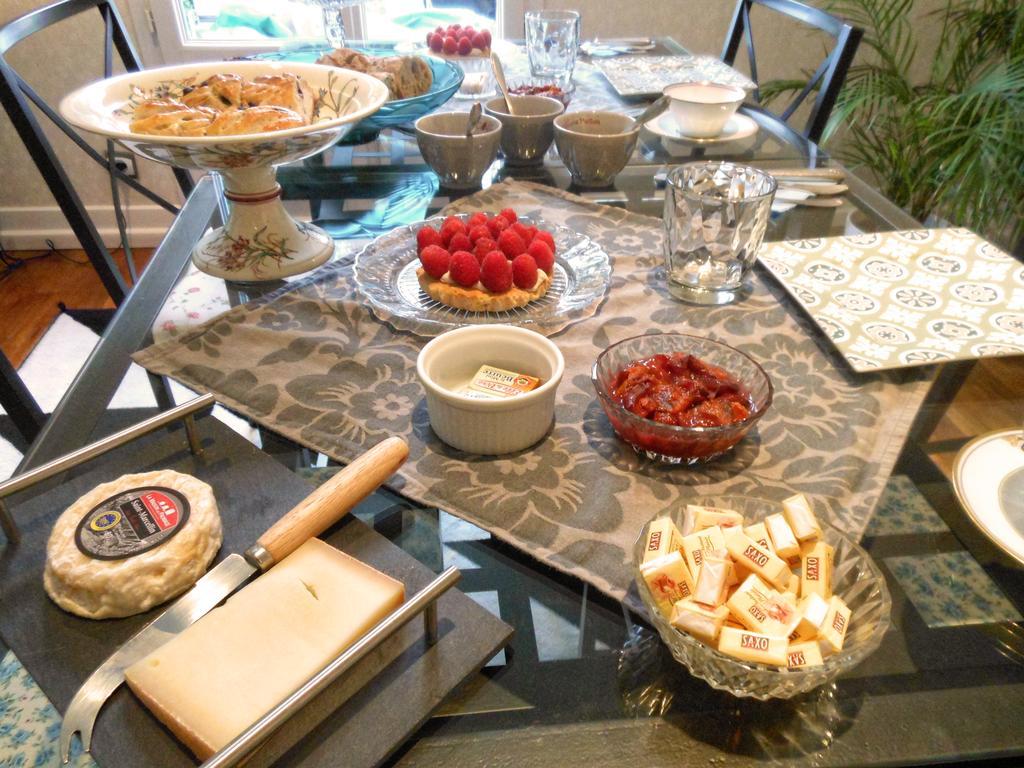 Villa Atmosphere Petit Dejeuner Compris Grenoble Dış mekan fotoğraf